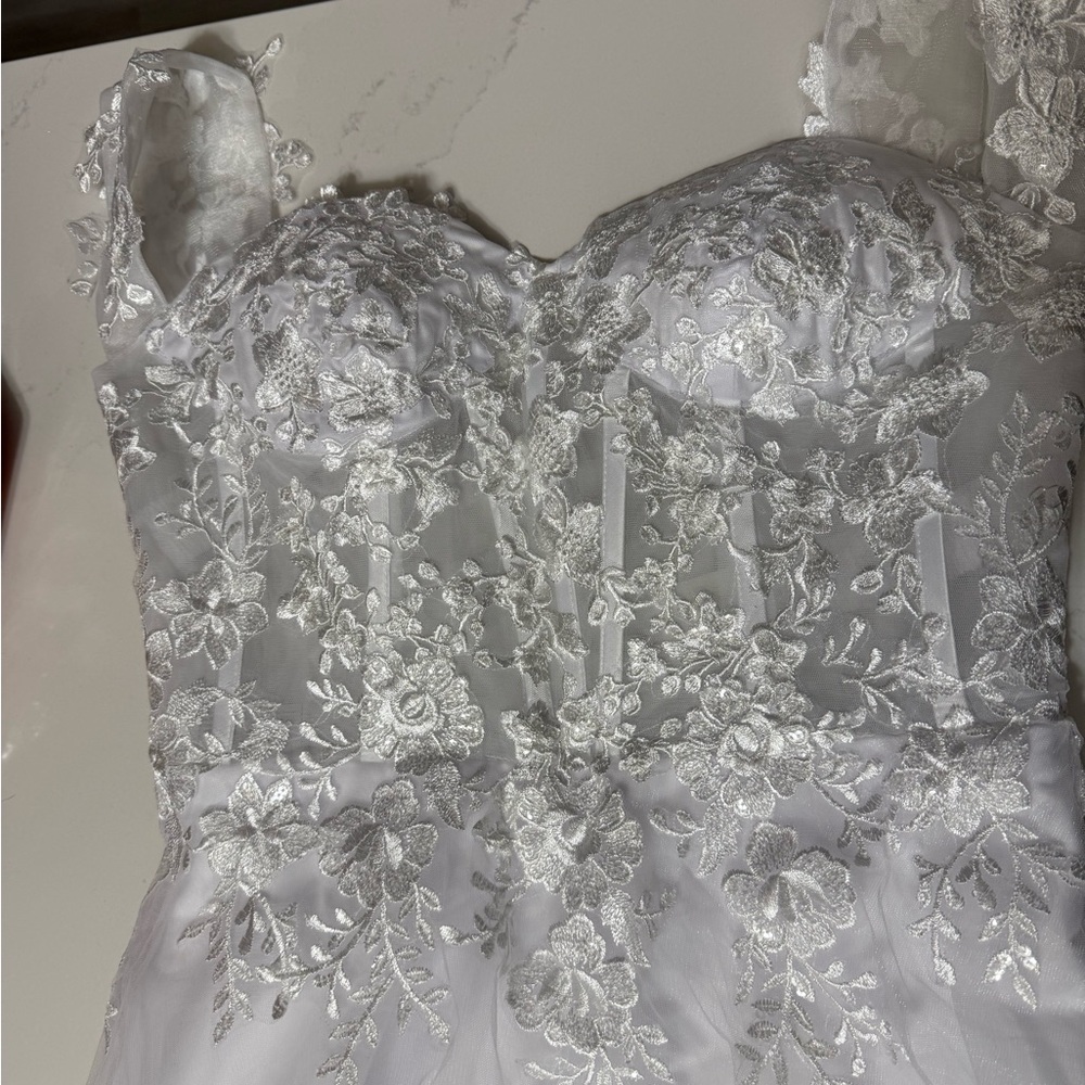 Elegant White Lace Floral Dress